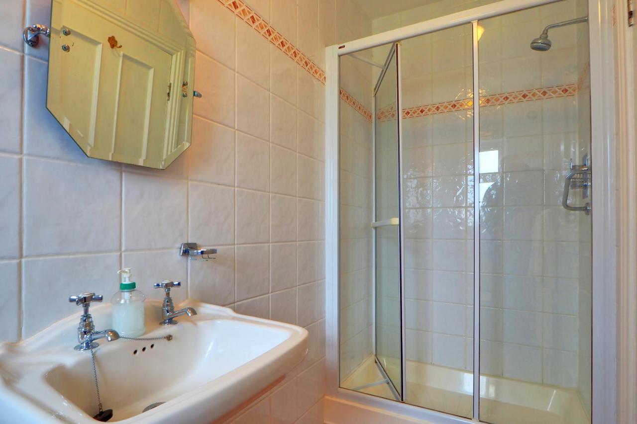 Hillcrest Luxury Apartment Килраш Экстерьер фото